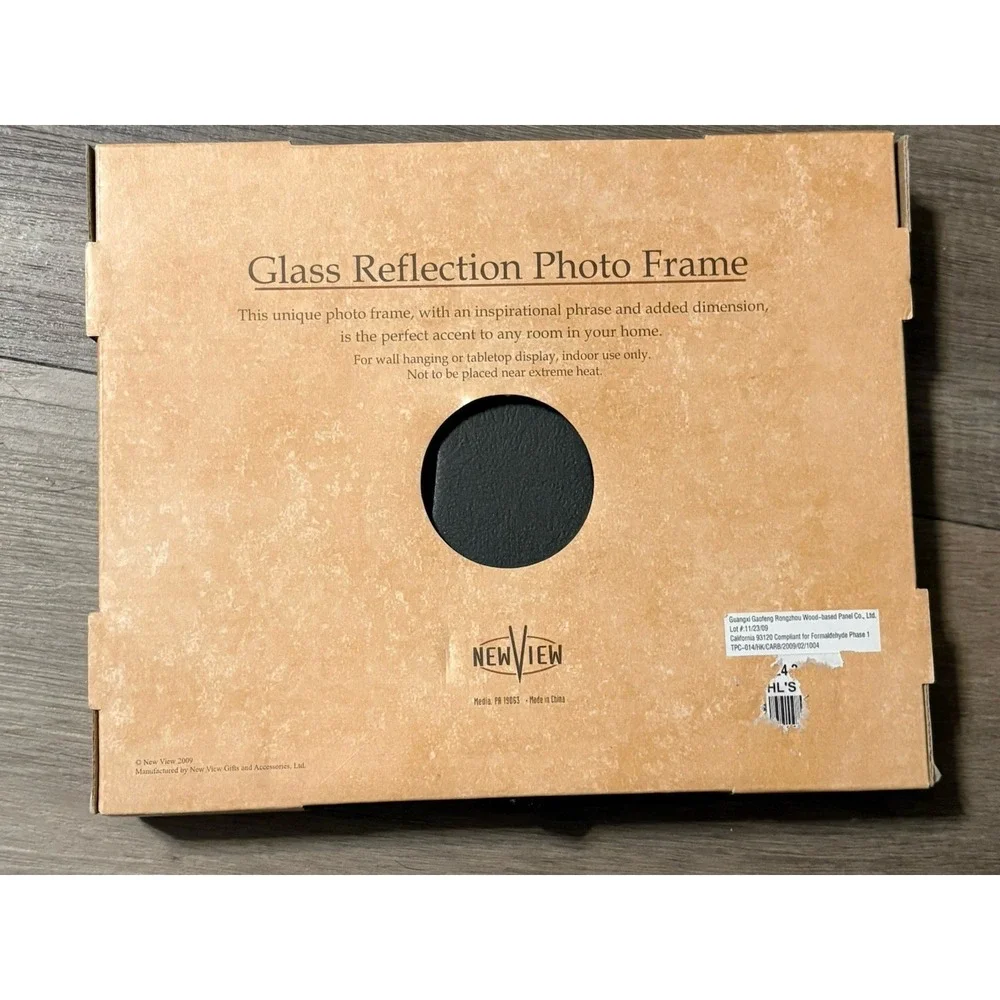 New View Grandchildren Photo Frame 4x6 Glass Reflection Sentiment Shadowbox NIB